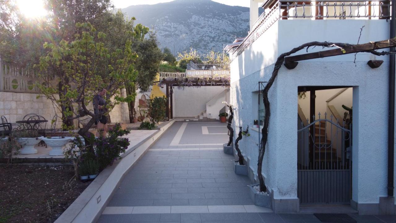 Il Lentischio Holiday Home Cala Gonone Exterior photo